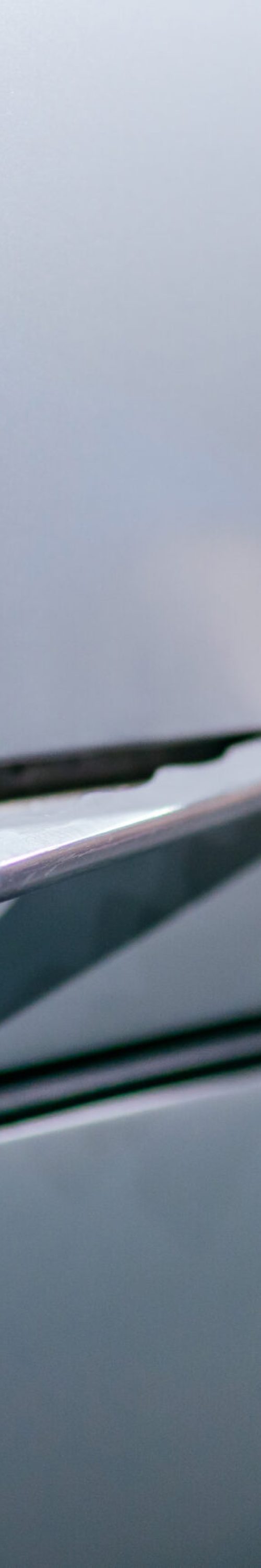 Mercedes-Benz Museum, Raum Mythos 4: Wunderjahre – Form und Vielfalt (1945 bis 1960). Mercedes-Benz 300 SL „Flügeltürer“ (W 198). Detail ausklappbarer Türgriff. 

Mercedes-Benz Museum, Legends room 4: Post-war Miracle – Form and Diversity (1945 to 1960). Mercedes-Benz 300 SL Gullwing (W 198) Close-up of fold-out door handle.